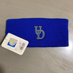 NWT University of Delaware winter headband
